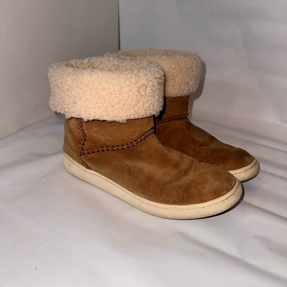 Ugg Mika Classic Bootie - Size 8 - GUC